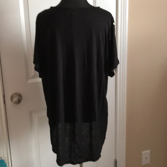 Black and gold cross blouse - Picture 2 of 2